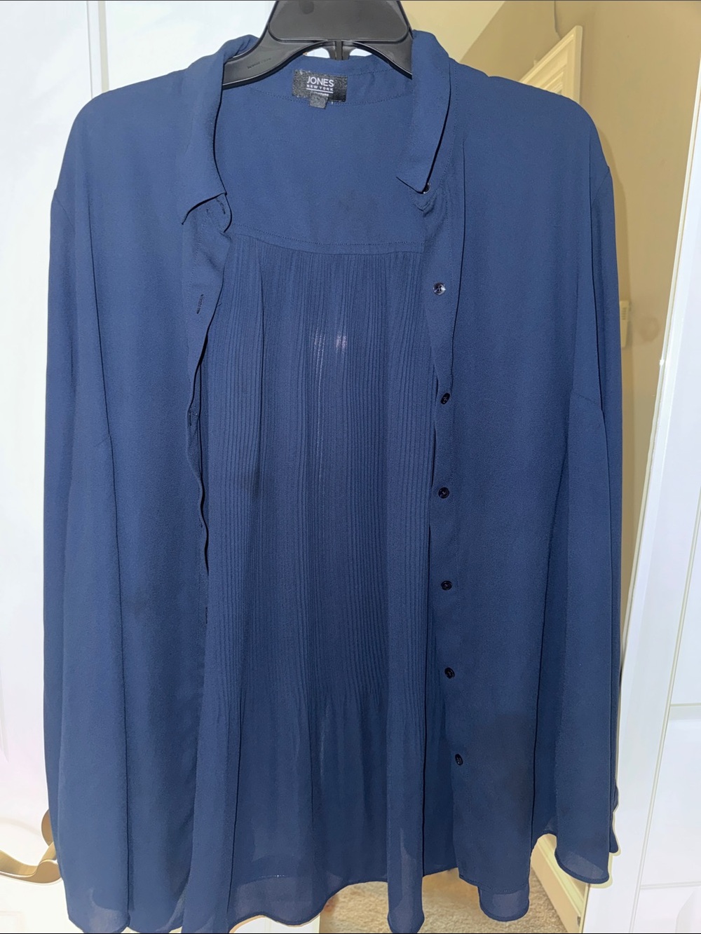 Jones New York Navy Pleated Front Button-Up Blouse